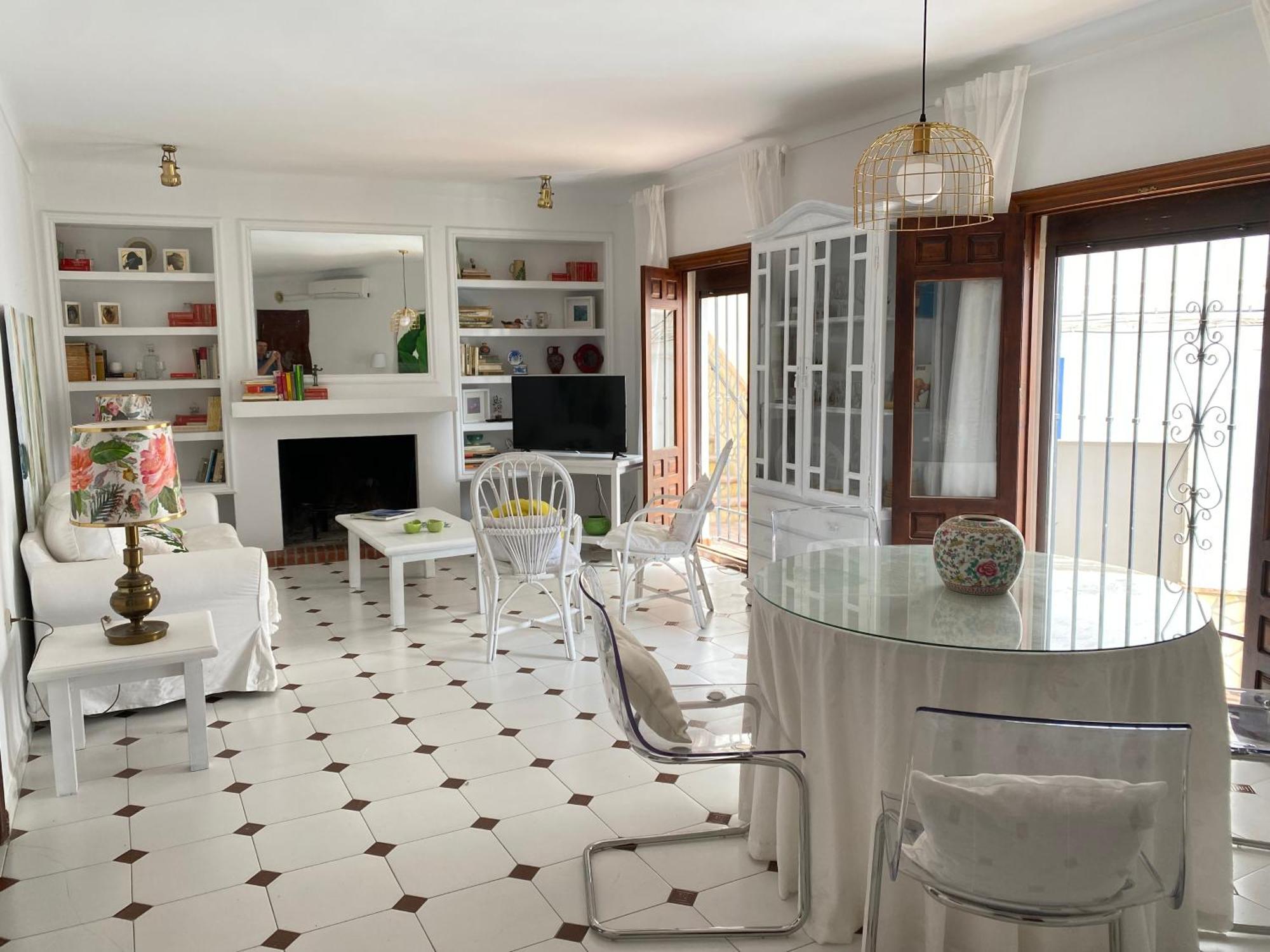 Casa Miguel - 3 Beautiful Apartments Availabe Sayalonga Kültér fotó