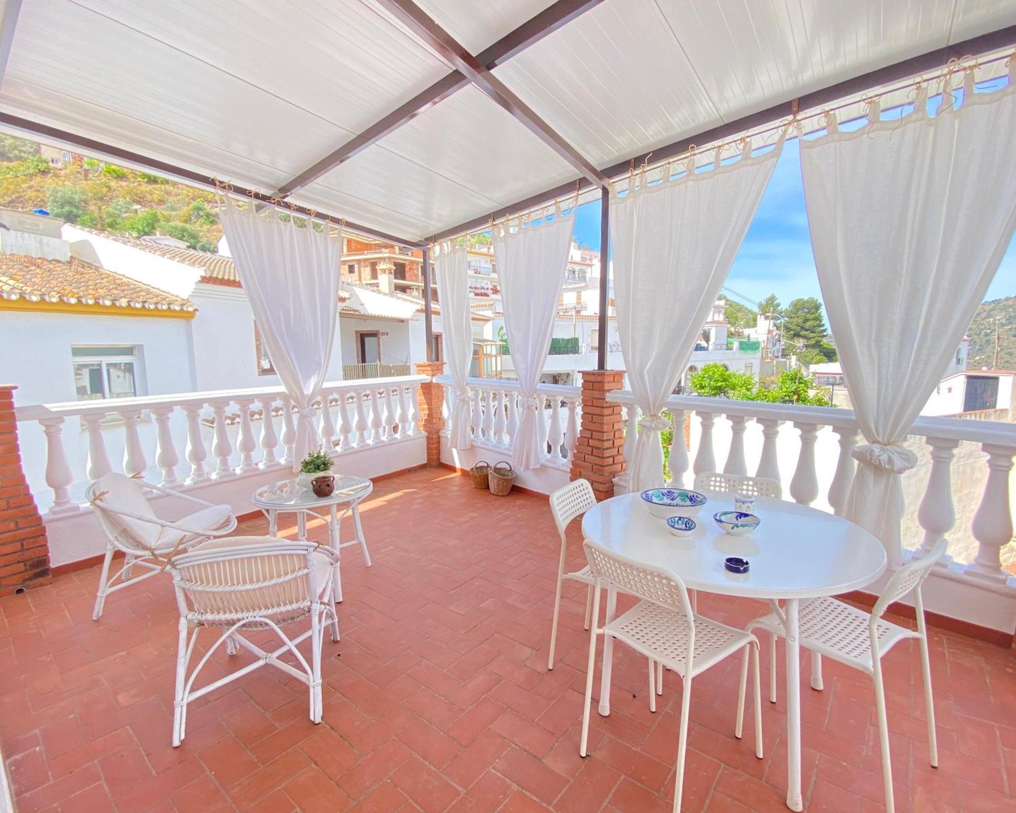 Casa Miguel - 3 Beautiful Apartments Availabe Sayalonga Kültér fotó