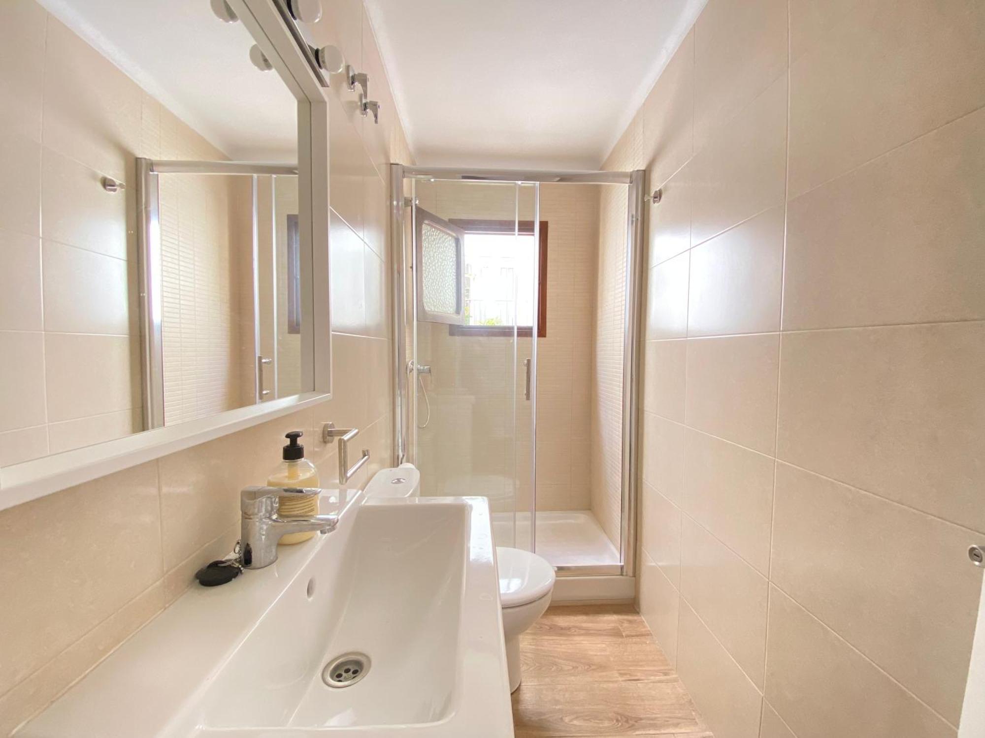 Casa Miguel - 3 Beautiful Apartments Availabe Sayalonga Szoba fotó